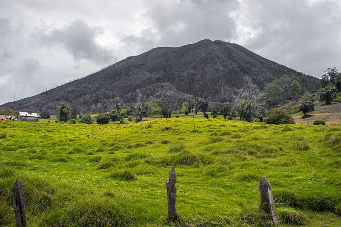 From San Jose: Secrets of Guayabo & Irazú Volcano National Park - Lunch, local food, and possible additions