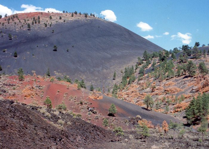 From Sedona or Flagstaff: Ruins & Volcanoes Small-Group Tour - Wupatki National Monument and the Sinagua story