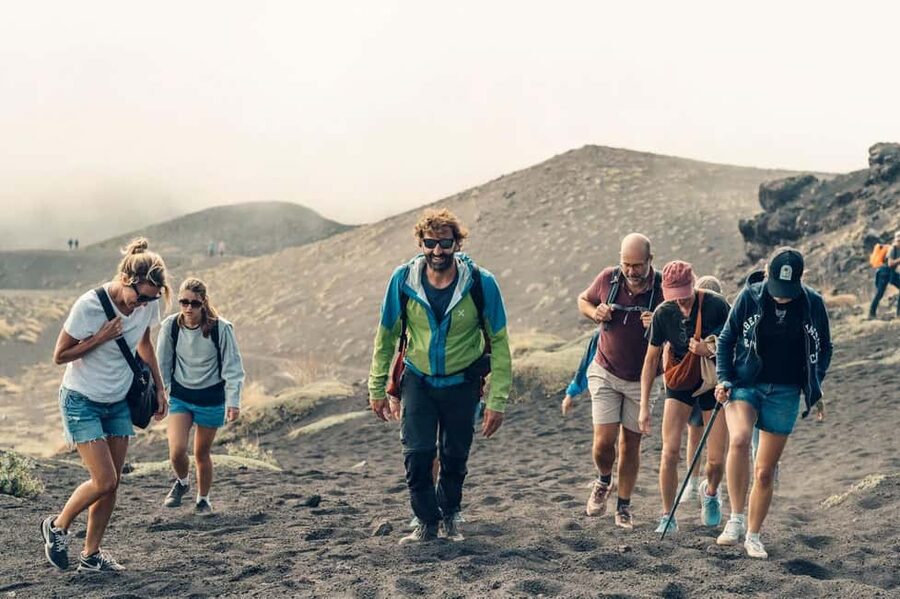From Siracusa: Etna Tour - Trek, Wine and Food - Walking Etna’s southern slopes