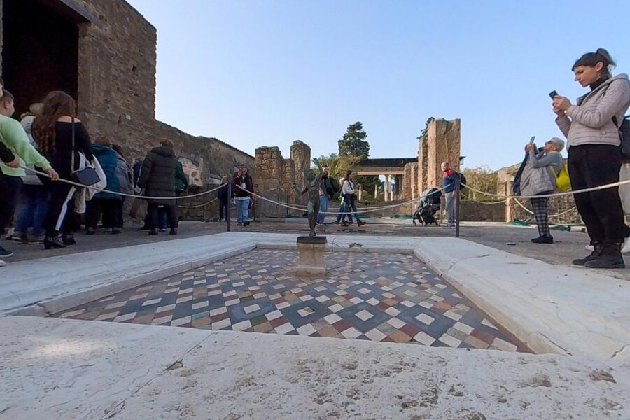 From Sorrento: Pompeii and Vesuvius Guided Tour with Lunch - What the walking and timing really feel like