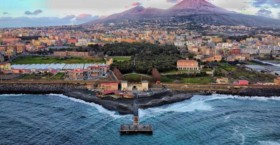 From Sorrento: Pompeii & Mt. Vesuvius Tour with Lunch & Wine - Morning pickup from Sorrento
