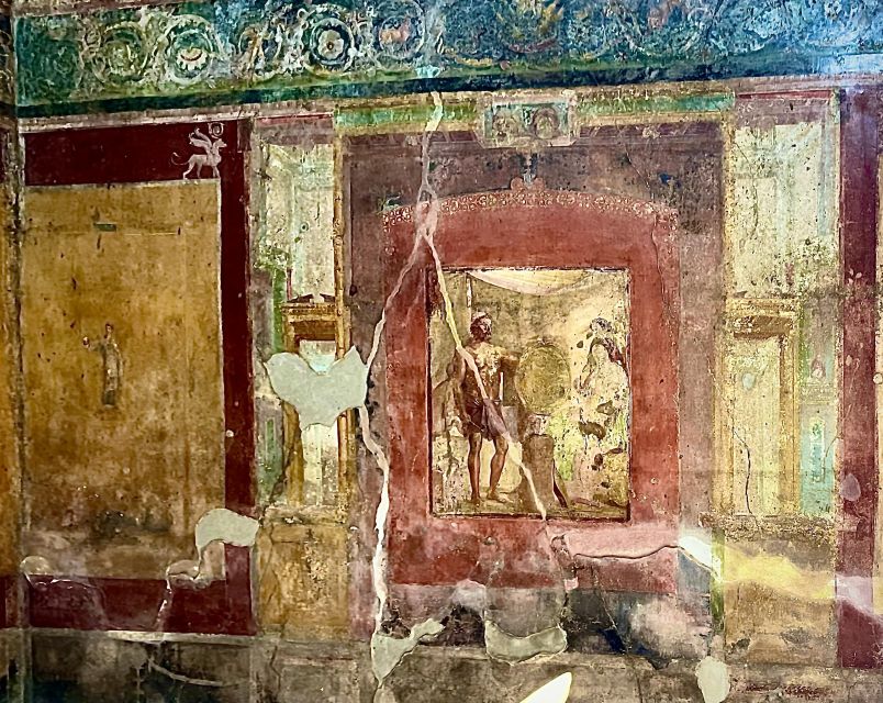 From Sorrento: Pompeii & Vesuvius tour small group - Pompeii in two hours: what you will see