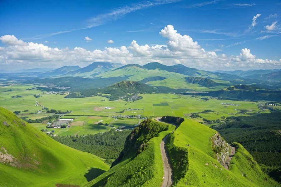 Fukuoka: Mt. Aso Volcano & Kurokawa Onsen Scenic Day Tour - Starting at Hakata Station