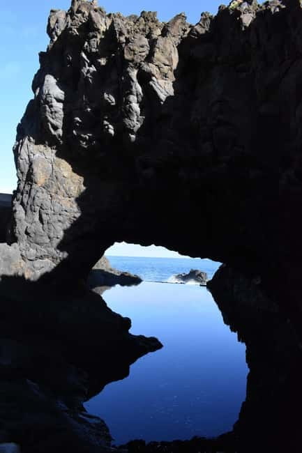 Funchal: Waterfalls, Volcanic Pools, and Fanal Forest Tour - Duarte’s guiding style and the value of a small group