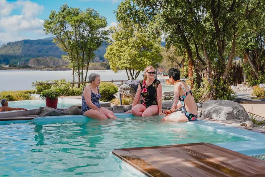 Geothermal Mineral Baths Experience: Pavilion Pools for 12+ - Arriving at 1 Hinemoa Street in Rotorua