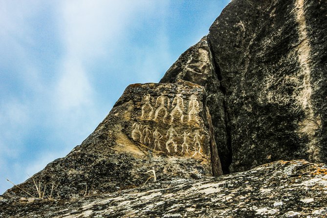 Gobustan and Mud volcanoe GROUP TOUR - Who will enjoy this tour most?
