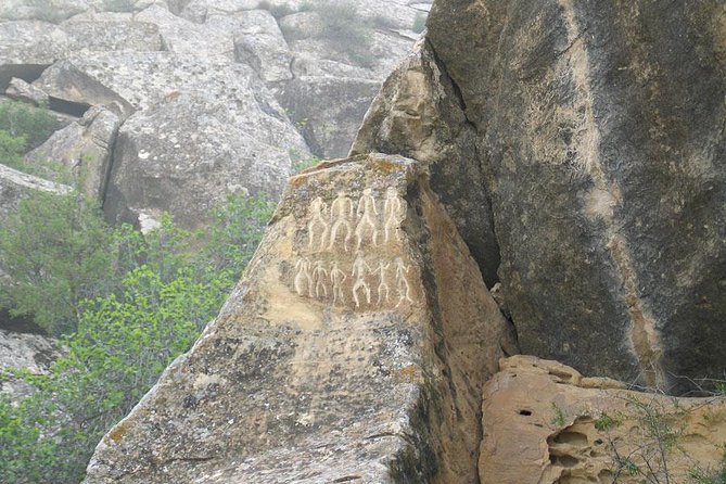 Gobustan & Mud Volcanoes Half Day Adventure - Guide quality can shape the whole day