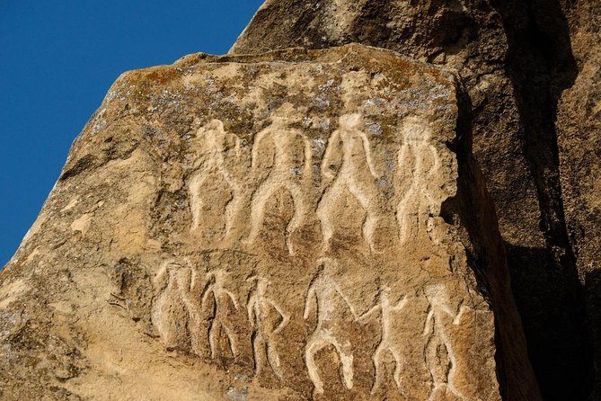 Gobustan Rock Art & Mud Volcanoes Tour - Who should book this Gobustan outing?