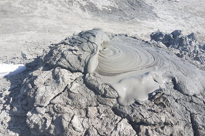 Gobustan Tour and Mad Volcanoes - tour to stone age - The mud volcanoes and the Russian Lada ride