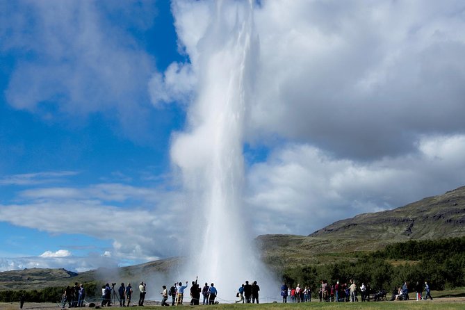 Golden Circle and Fontana Geothermal Spa Day Trip from Reykjavik - Fontana for two hours: pools, steam, and lake views