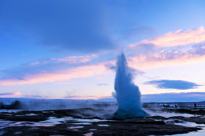 Golden Circle and Kerid Crater Afternoon Tour from Reykjavik - Guides can make or break a long coach day