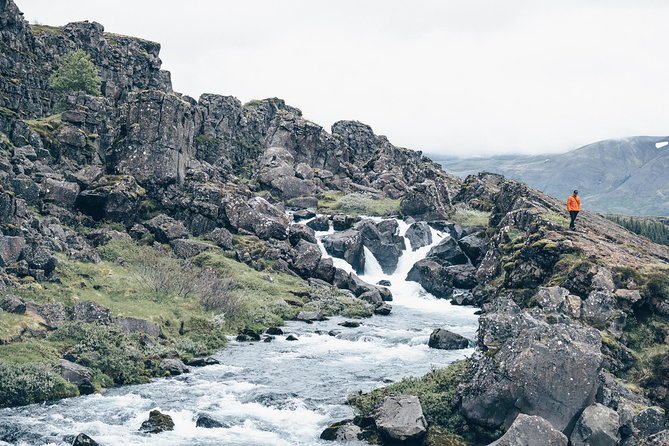 Golden Circle with Kerid Volcanic Crater Day Tour from Reykjavik - How the guide affects the quality of the day