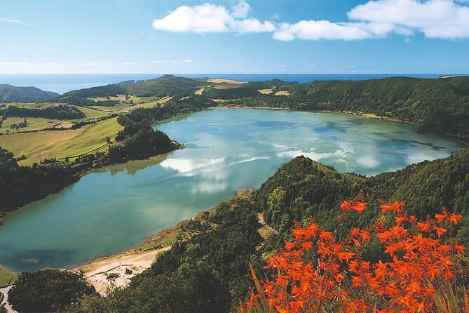 Guided Visit to the Crater and Volcano of Lagoa das Sete Cidades - Igreja de São Nicolau and a small village pause