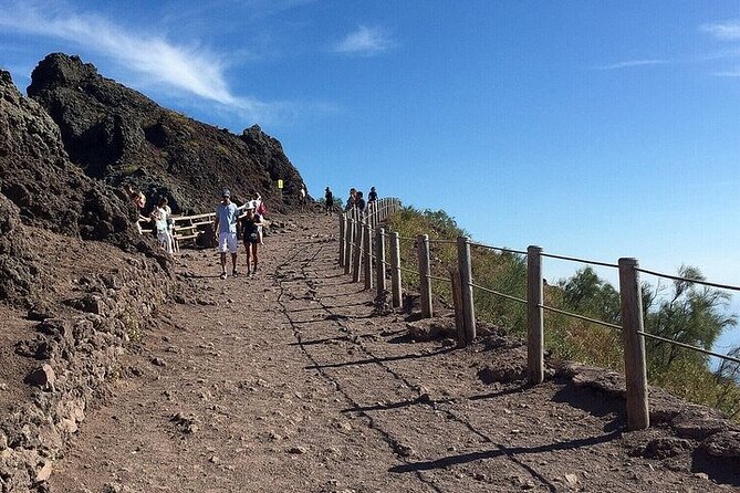 Half-Day Vesuvius Drive and Summit Hike from Naples with Lunch - Why this Vesuvius trip makes sense from Naples