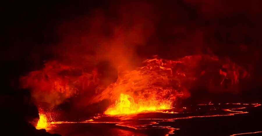 Hawaii: Big Island Volcanoes Day Tour with Dinner and Pickup - Why this 11-hour tour works for a first Big Island visit