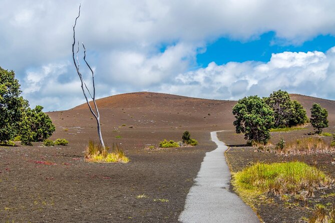 Hawaii Volcanoes National Park Self-Guided Driving Audio Tour - Mauna Ulu Lookout and the long route to the coast