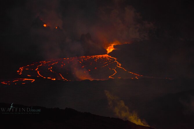 Hawaii Volcanoes NP: Private Kilauea Eruption Insights Tour - A pause at the historic Volcano House