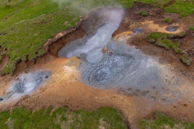 Helicopter Flight Over Geothermal Landscapes from Reykjavik - Why the aerial view is worth the cost