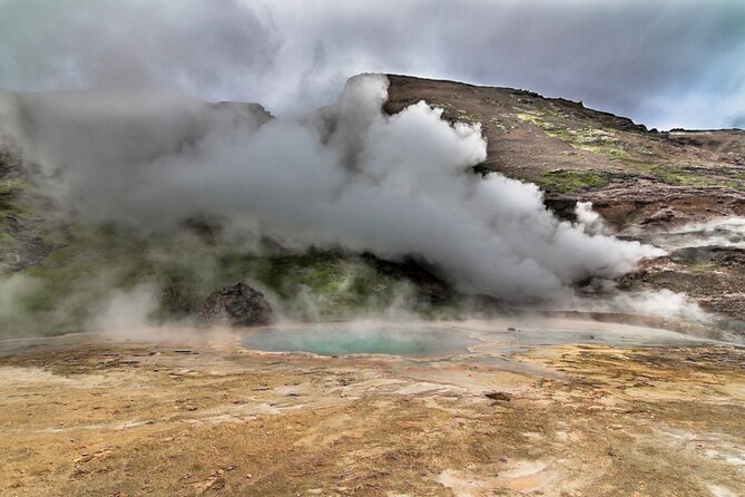 Helicopter Flight Over Geothermal Landscapes from Reykjavik - Who should book this flight?