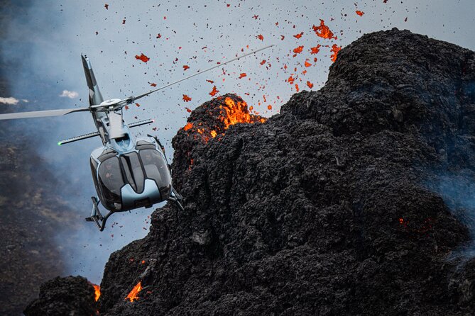 Helicopter Tour Over Iceland’s Reykjanes Volcano Eruption Site - Meeting point and timing in Reykjavík