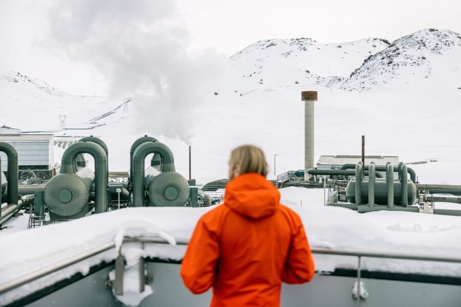Hellisheiði Geothermal Exhibition: Entry and Audio Tour - Viewing platforms and the Mount Hengill setting