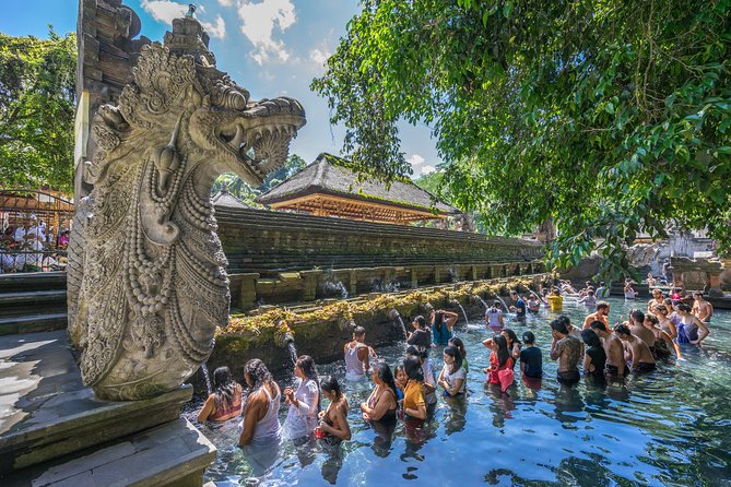 Highlights of Ubud & Mount Batur Volcano - Private Day Trip - Tirta Empul: sacred springs and the purification ritual