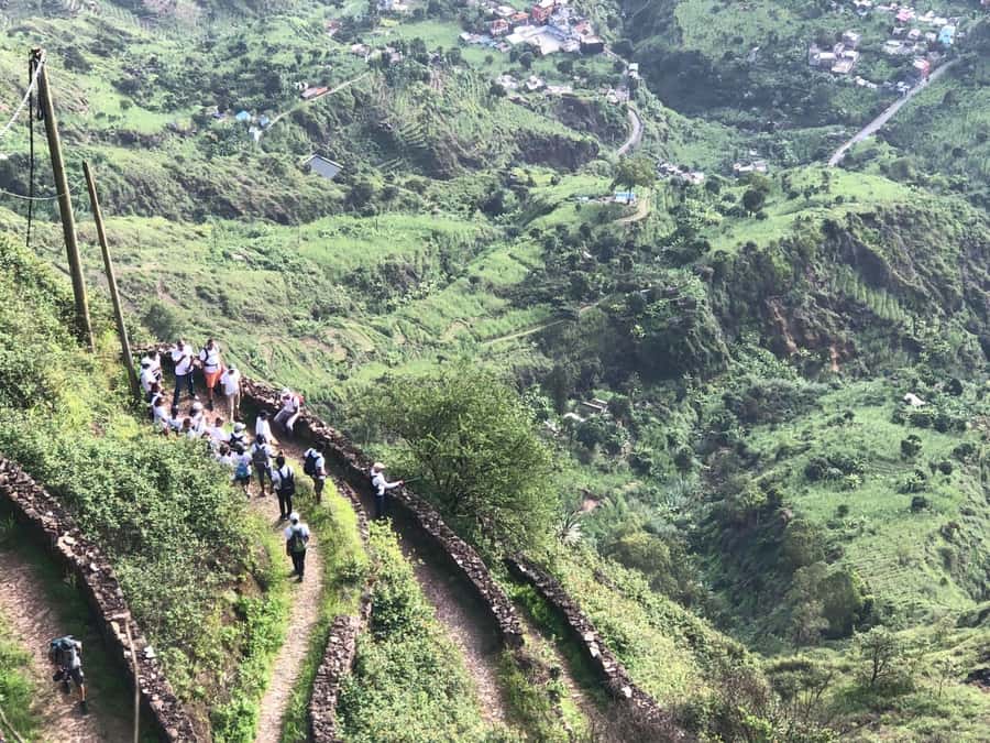 Hike from the Cova Volcano Crater to Ribeira Paúl - The crater rim and the view toward the ocean