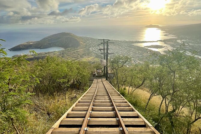 Hike to the top of KokoHead Crater - Private Transportation/Group - The private pickup makes the morning easier