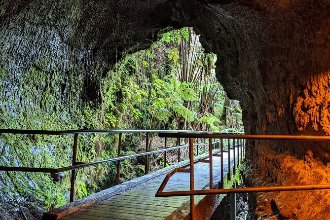 Hilo-6 Hour Private Tour-Volcanoes NP, Rainbow Falls and more. - Three hours at Hawaii Volcanoes National Park