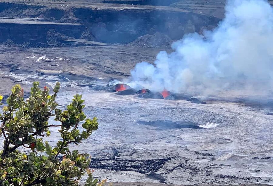 Hilo: Hawaii Volcanoes National Park and Hilo Highlights … - Chain of Craters Road: volcanic scenery from the vehicle