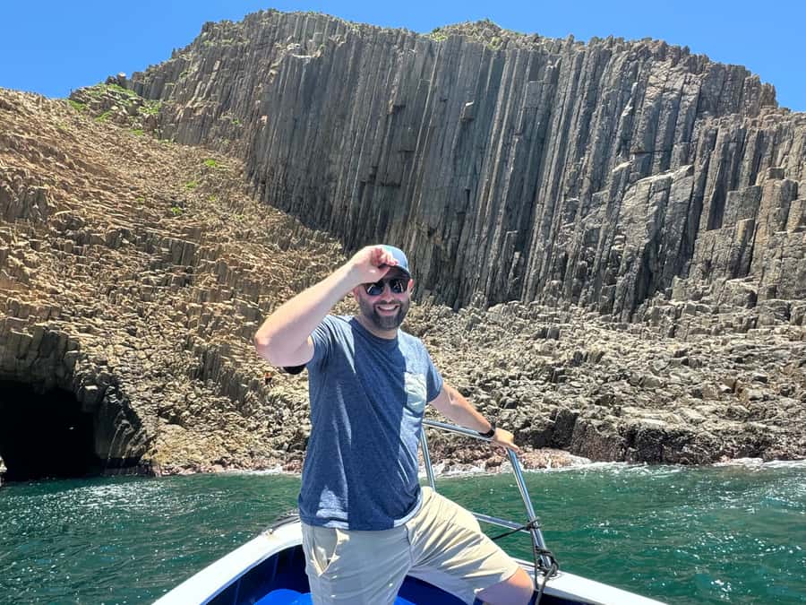 Hong Kong: Geopark Four Sea Arches Volcano Sightseeing Tour - Organ Cliff and God Cut Strait