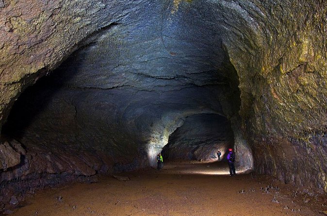 Icelandic Sagas and Volcanic Cave Private Tour - Deildartunguhver and Iceland’s hot water