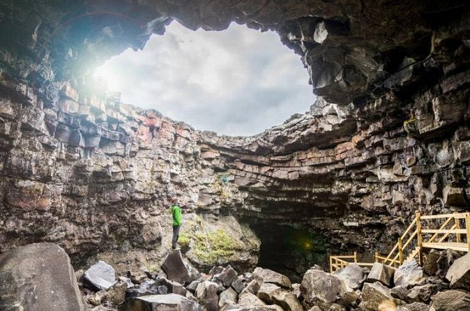 Icelandic Sagas and Volcanic Cave Private Tour - What the private format really gives you