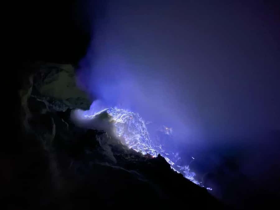 Ijen Crater Blue Fire Night Hike - Starting at Lapangan Paltuding before the climb