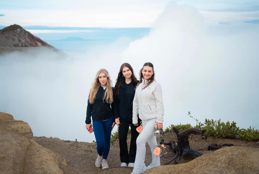 Ijen Crater Blue Fire & Sunrise - What the $14 price actually covers