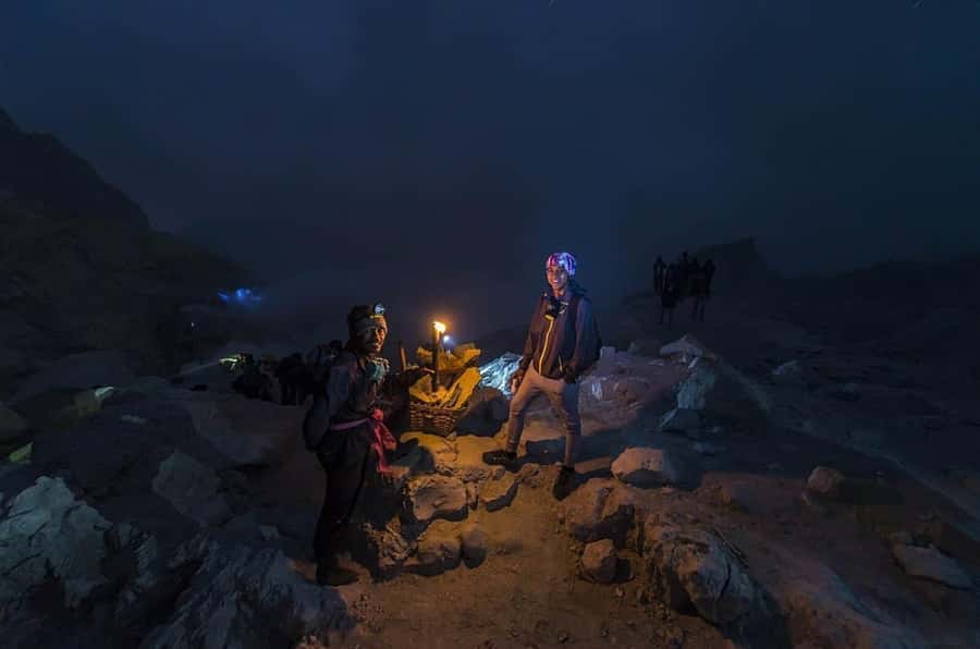Ijen Private Guided Tour with Sunrise from Bali or West Java - The 3:00 AM climb and the first light over the crater
