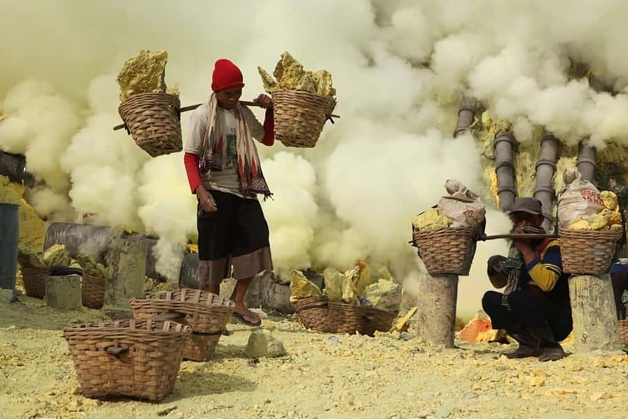 Ijen Private Guided Tour with Sunrise from Bali or West Java - Choosing Bali or Banyuwangi as your starting point