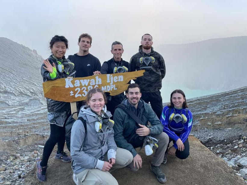 Ijen Volcano Midnight Hike with Blue Fire & Guide (SHARING) - Why Ijen makes such a powerful night hike