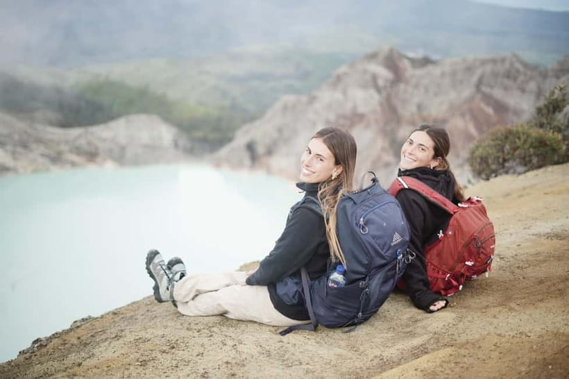 Ijen Volcano Midnight Hike with Blue Fire & Guide (SHARING) - The 3.8-kilometer climb through darkness