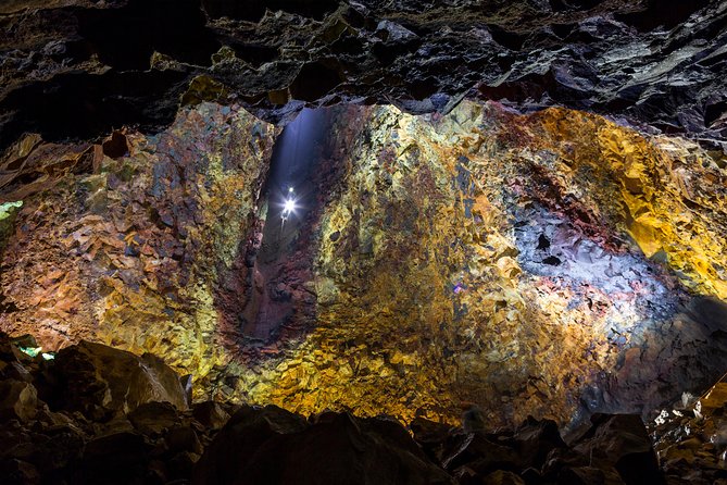 Inside the Volcano: Small-Group Tour and Lava Field Hike - Who should book this volcano tour?