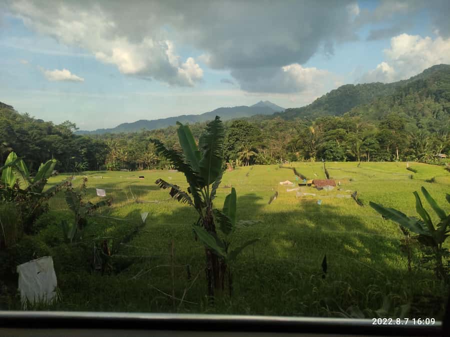 Jakarta: Active Volcano, Waterfall &beautiful local village - Why this day trip works
