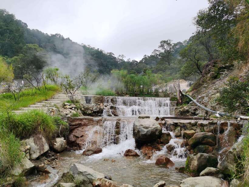 Jakarta: Volcano or Suspension Bridge,Ricefield & Hot Spring - Is the $51 starting price good value?
