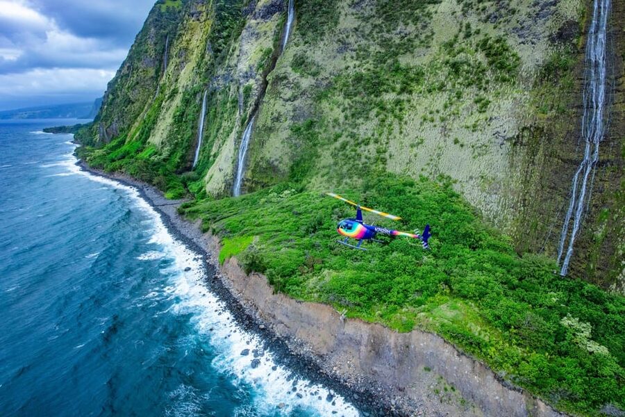 Kailua-Kona: Kohala, Volcanoes and Waterfall Helicopter Tour - Why this helicopter route is worth considering