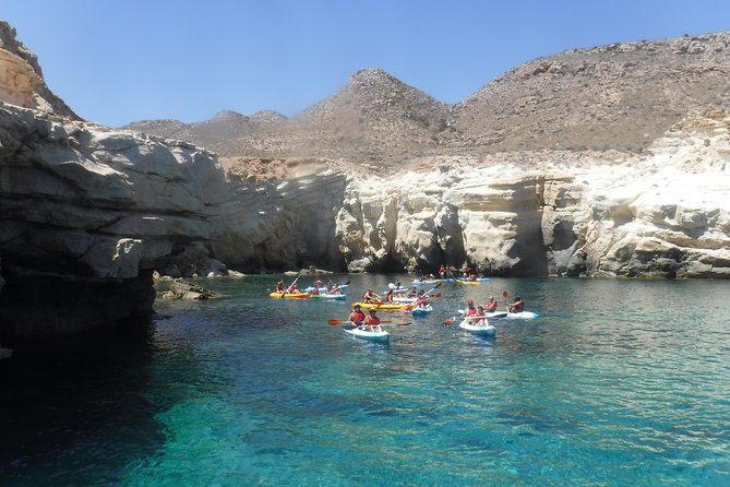 Kayaking tour through volcanoes of Cabo de Gata Natural Park - Getting started at Cala del Cuervo
