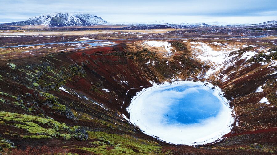 Kerið Volcanic Crater Admission Ticket - Walking the crater rim and descending toward the lake