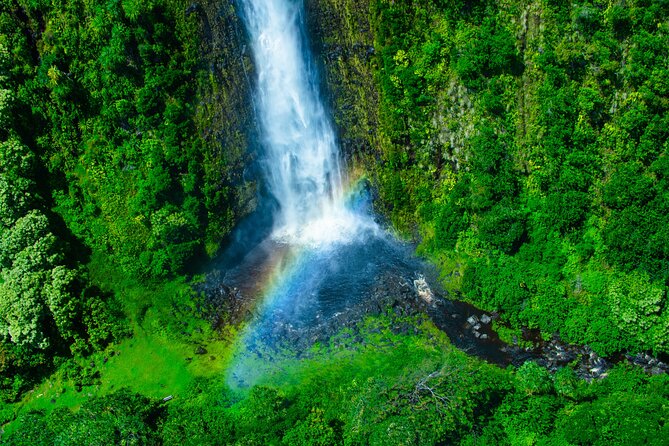 Kohala Coast Volcano Waterfalls-90 Min Heli Tour-Doors Off or On - Starting over Kailua Bay