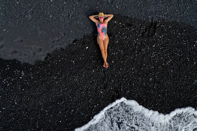Kona Coast Tour, Lava Fields and Beautiful Beaches - From Kailua Pier to the black rock of Hualālai