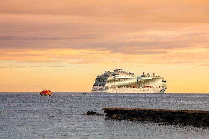 Kona Coast Tour, Lava Fields and Beautiful Beaches - Cancellation and booking details to know