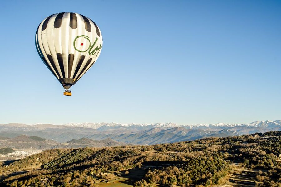 La Garrotxa Volcanoes Half-Day Hot Air Balloon Flight - Cava in the air, then a Catalan breakfast