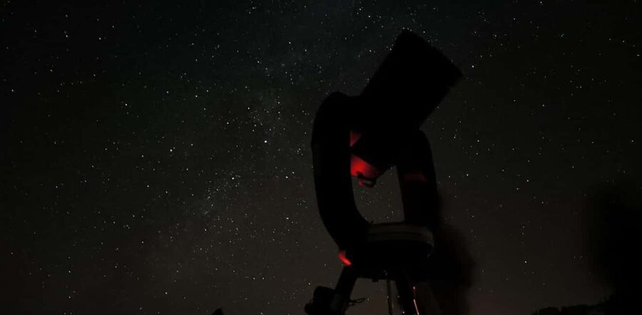 La Palma: Group Stargazing in Private Volcano Location - Binoculars reveal the wider sky